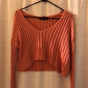 Cropped V-neck knit sweater